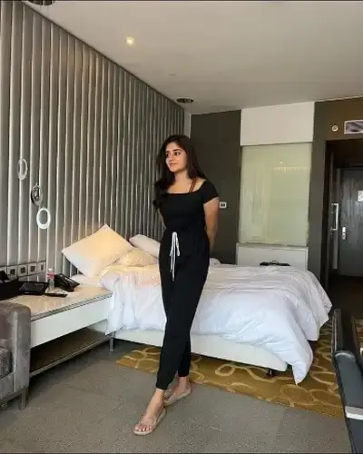 Pandhurna Call Girl Service
